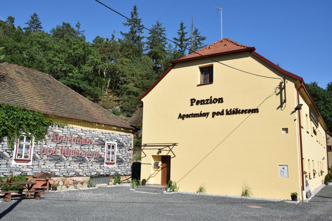 Apartmany Pod Klasterem Kladruby  외부 사진